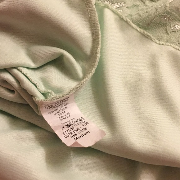 Light green halter lace blouse - Picture 6 of 7